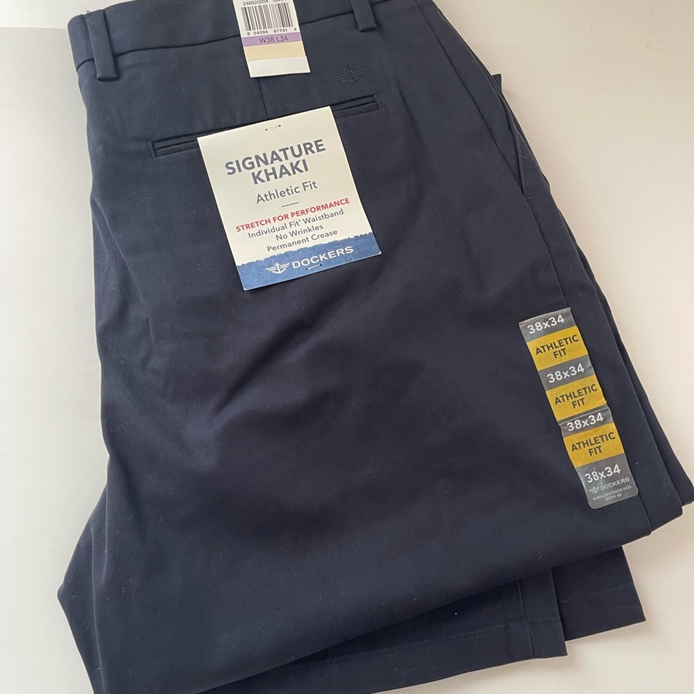 DOCKERS SIGNATURE KHAKI ATHLETIC FIT SIZE W 38 L 34